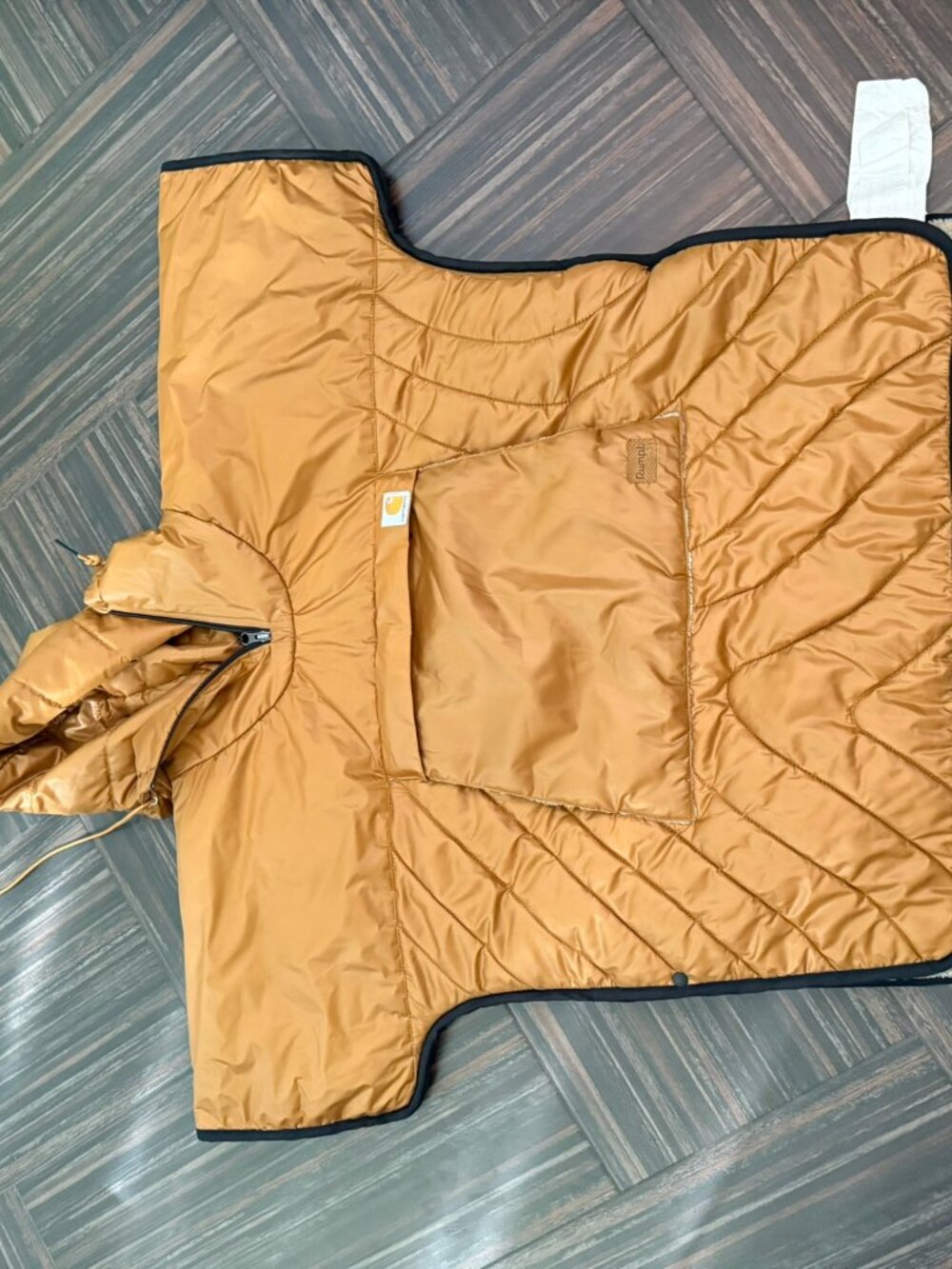 Rumpl x Carhartt Original Puffy Poncho – Size S/M – Golden Brown Sherpa‑Lined